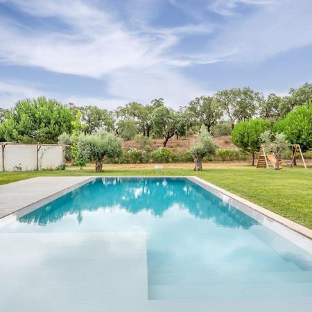 Refreshing Poolside Escape In Ponte De Sor Hotel Exterior foto