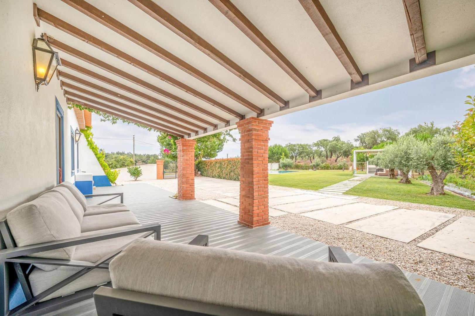 Refreshing Poolside Escape In Ponte De Sor Hotel Exterior foto